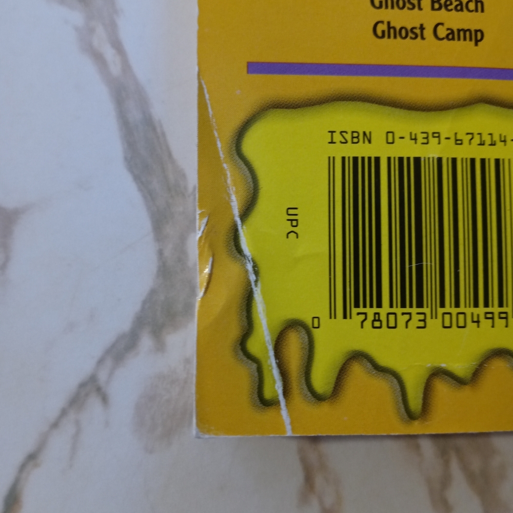 Goosebumps go eat worms! Paperback book - Picture 3 of 3